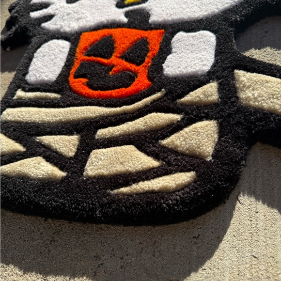 Hello Kitty Rug - Picture 4 of 5